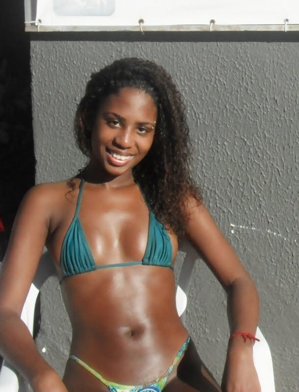 [black girl (28)[2].jpg]