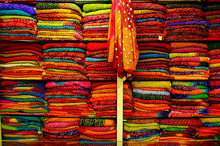 Alex Budak - Night Bazaar, India