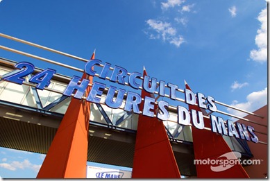 04-11.06.2010 Le Mans, France, Main entrance to the track