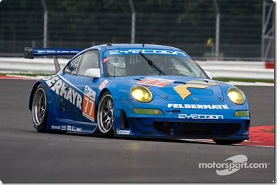 #77 Team Felbermayr Proton Porsche 997 GT3 RSR: Marc Lieb, Richard Lietz