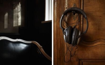 [Listening Chair by David prince[4].jpg]