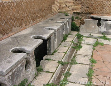 Roman_Public_Toilets_Ostia