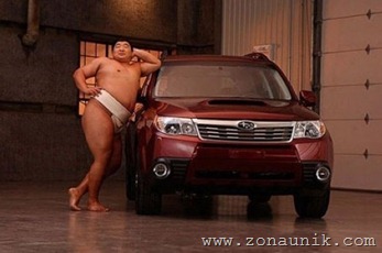 japanesesexycarmodelssumowrestlersoffthewallweirdoddbizarrefunnysickcommercials7