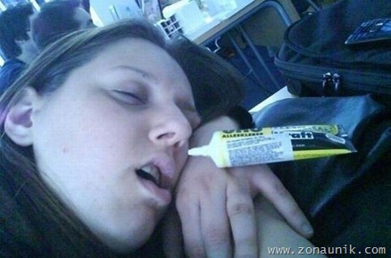 sleeping_at_work_10