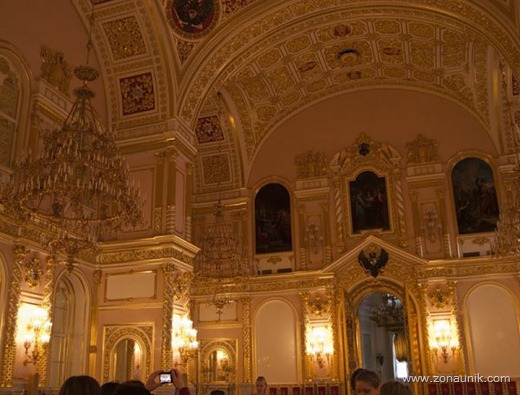 Istana terbesar (21)