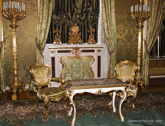 Istana terbesar (2)