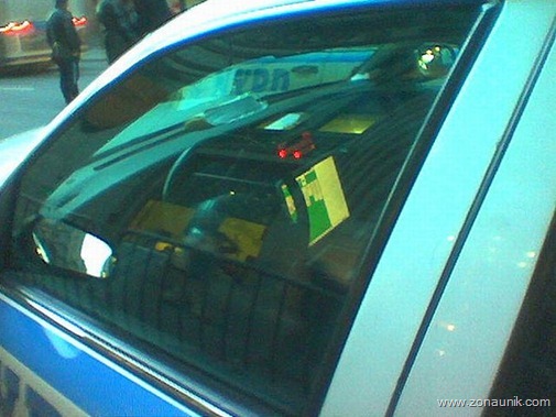 Polisi main solitaire (8)