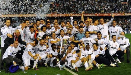 Real%20Madrid%20campe%C3%B3n%20de%20la%20Copa%20del%20Rey%202011_thumb%5B7%5D.jpg