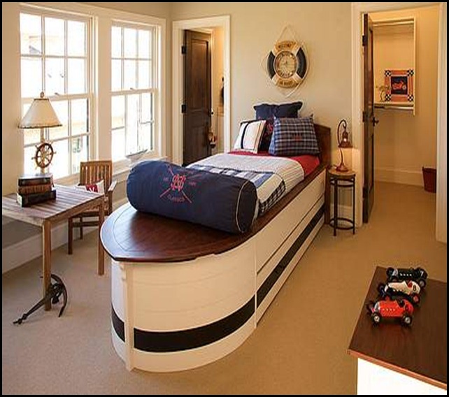 teen-bedroom-decor-boys-nautical[1]