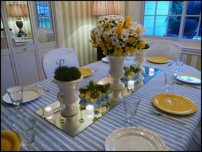 Easter table 2010 001 (800x600)