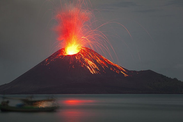 [gunung_api_indonesia_status_waspada5.jpg]