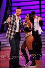 reggaetón- Paola Miranda con Tinelli.JPG