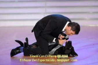 Tinelli Con El Perro De Ale1.jpg