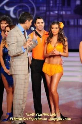 Tinelli Y La Niña Loly.jpg