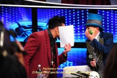 Pachano y Fort deliveran.JPG