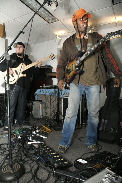 Vernon_Reid_WKCR_Radio_Show_Pedalboard.jpg