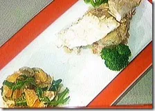 Tortino di broccolo siciliano con filetti di orata e mandorle