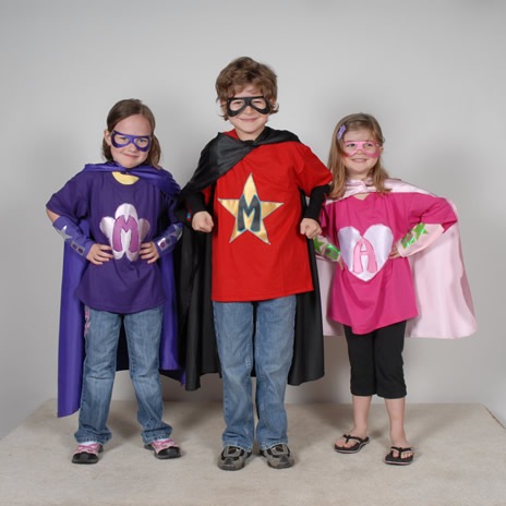 [poplet-custom-kids-superhero-outfit-costume-01[4].jpg]