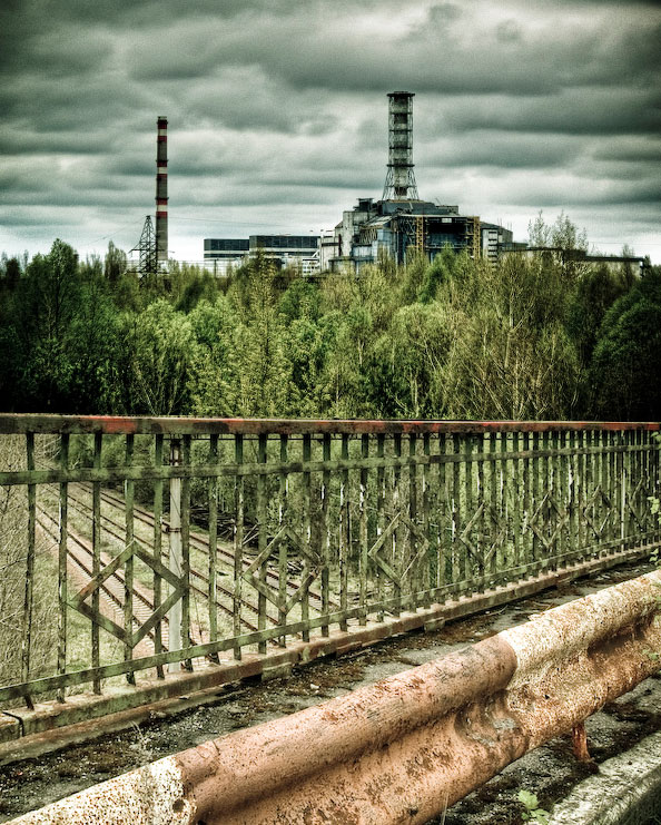 Chernobyl-Today-A-Creepy-Story-told-in-Pictures-bridge.jpg