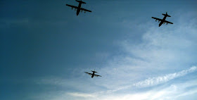 http://lh5.ggpht.com/_eGDc0foO4VY/SqtxK6VWOKI/AAAAAAAAA0U/K0OrEvC8RrM/s720/Pasarile%20Mortii.JPG