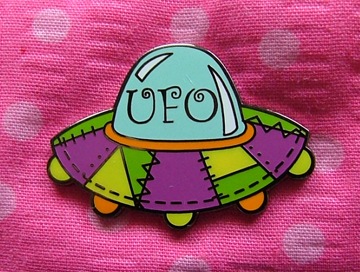 [UFO pin[3].jpg]