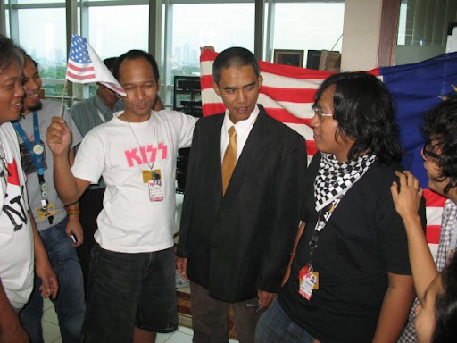 Obama clone/duplicate in Indonesia
