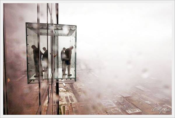 [amazing-glass-balcony (13).jpg]