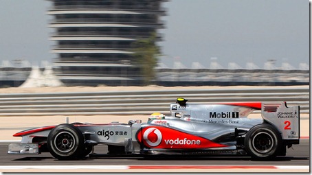 Lewis-Hamilton-at-the-2010-Bahrain-Grand-Prix