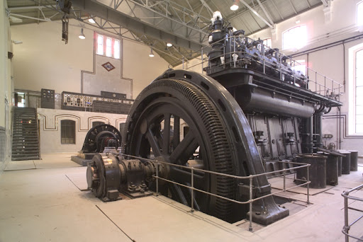 Sala de motores Estación fantasma de Madrid