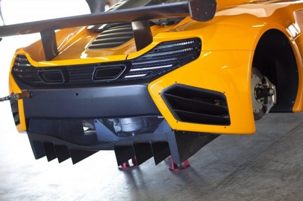 [2012-McLaren-MP4-12C-GT3-Rear-View-600x399[3].jpg]