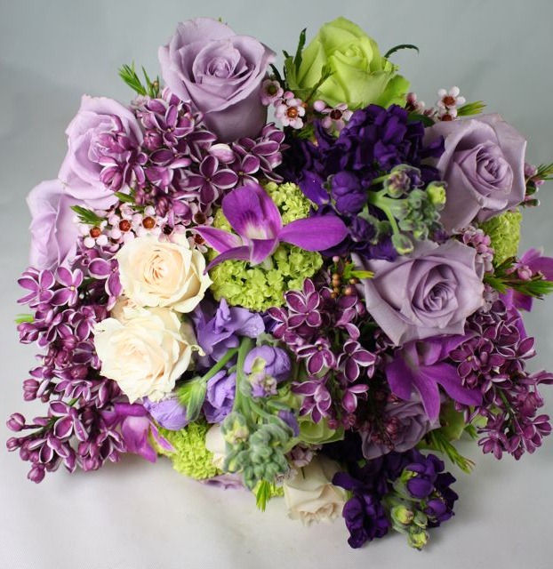 [purple-lilac-bouquet[3].jpg]