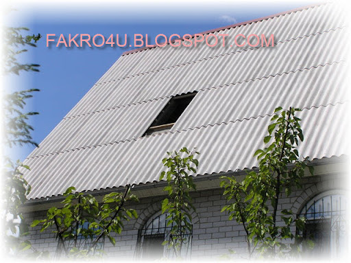 Мансардные окна в шиферной крыше