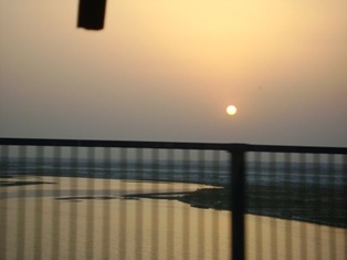 [Ganga Bridge[2].jpg]