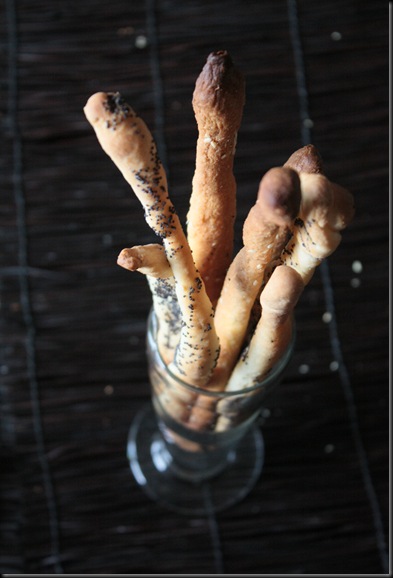 Make extra of these hard to resist breadsticks. Serve them in baskets, or standing tall in a beautiful glass or ceramic jar with a variety of dips.