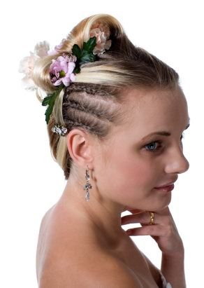 short hair style prom hairstyles2 2010 Short Prom Hairstyles