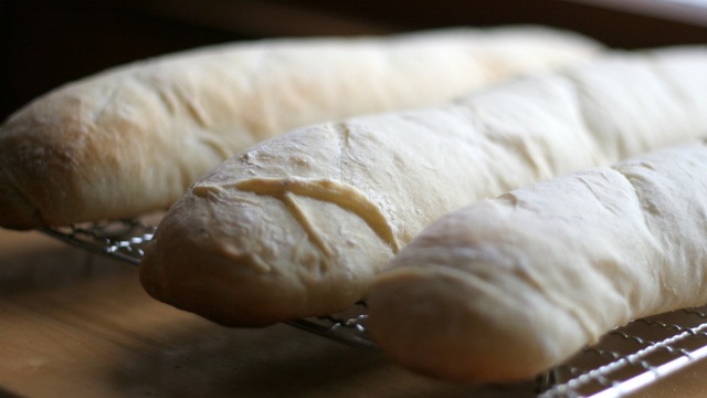 [french-bread-111.jpg]