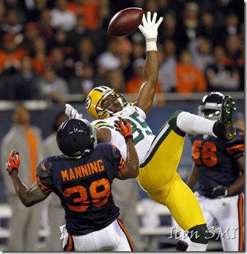 27 September 2010: Green Bay Packers WR, Greg Jennings(85) leaps but can't catch an Aaron Rodgers pass during their 20-17 loss to the Chicago Bears at Soldier Field in Chicago, Illinois
