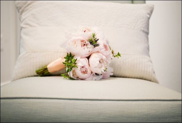 peach-pink-peony-bouquet-poppies-posies-floral-design-nyc-580x386 the sweetest occasion