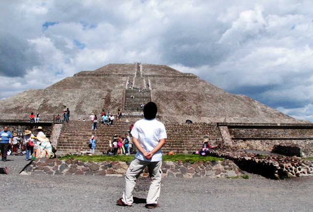 [HNH TEOTIHUACAN[1].jpg]