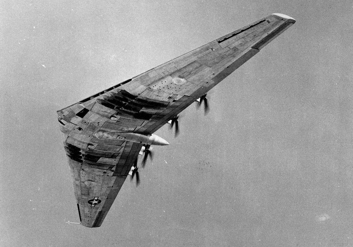 Northrop%20XB-35%20in%20flight.jpg