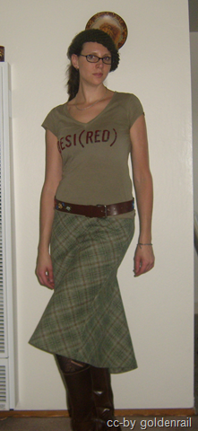 [front green wool skirt[18].png]