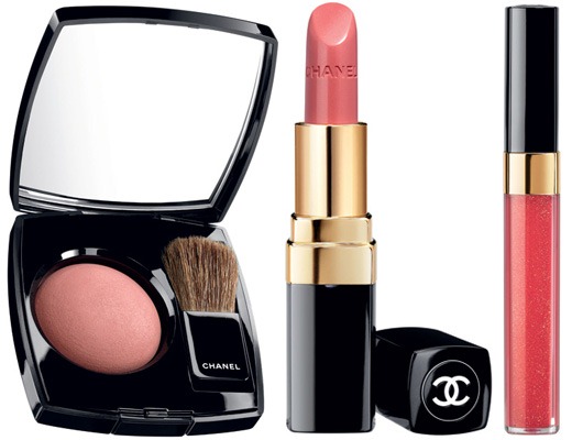 [Chanel-Spring-2011-Les-Perles-de-Chanel-Makeup-Collection-blush-lipstick-lip-gloss[5].jpg]