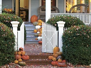 [cottage living porch pumpkins[6].jpg]