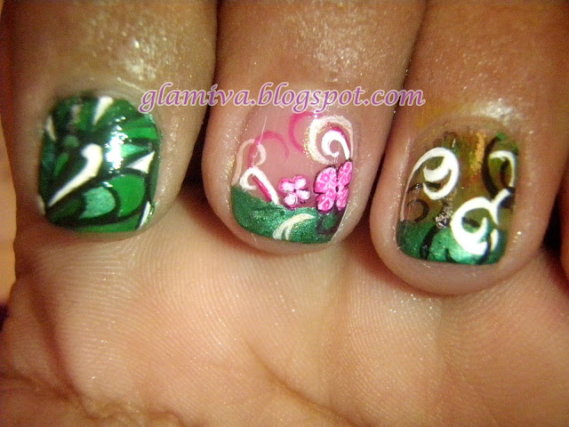 nail art picture designs on green french