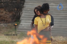 Arumbu Meesai Kurumbu Paarvai Movie Hot Romance Photos