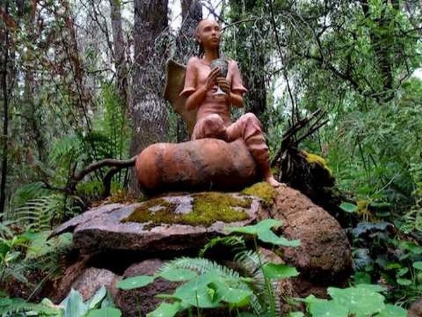 [brunos_sculpture_21[5].jpg]