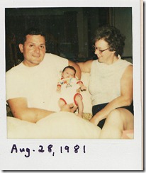 1981-08-28 Sela with Oma and Opa