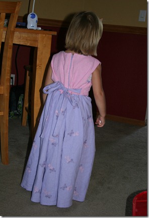 2010-08-12 Kahlen's new dress (2)