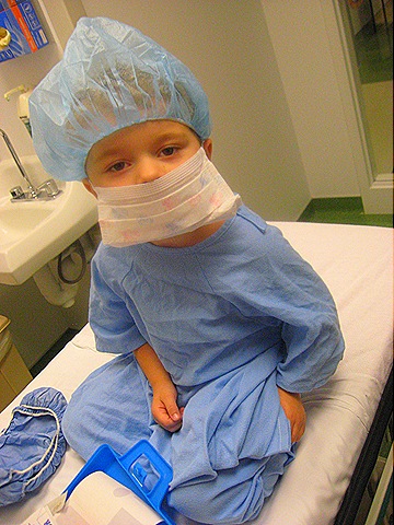 [Collin surgery 62309 Childrens Hospital 012[4].jpg]