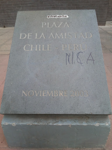 Plaza De La Amistad Chile-Perú